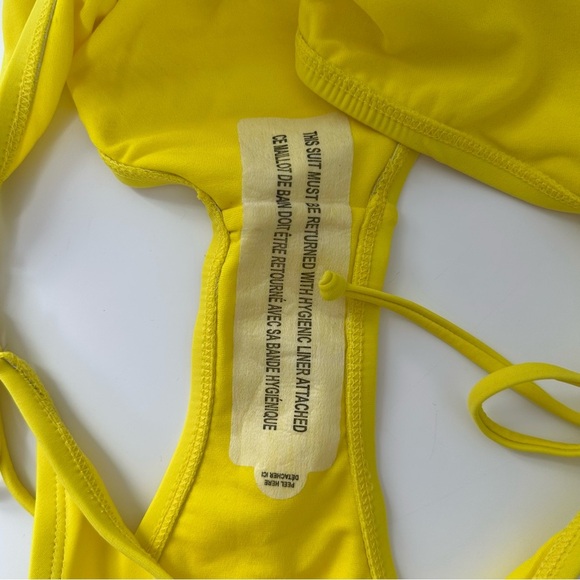 Xhilaration yellow bikini bottoms with floral details size L - Picture 6 of 6